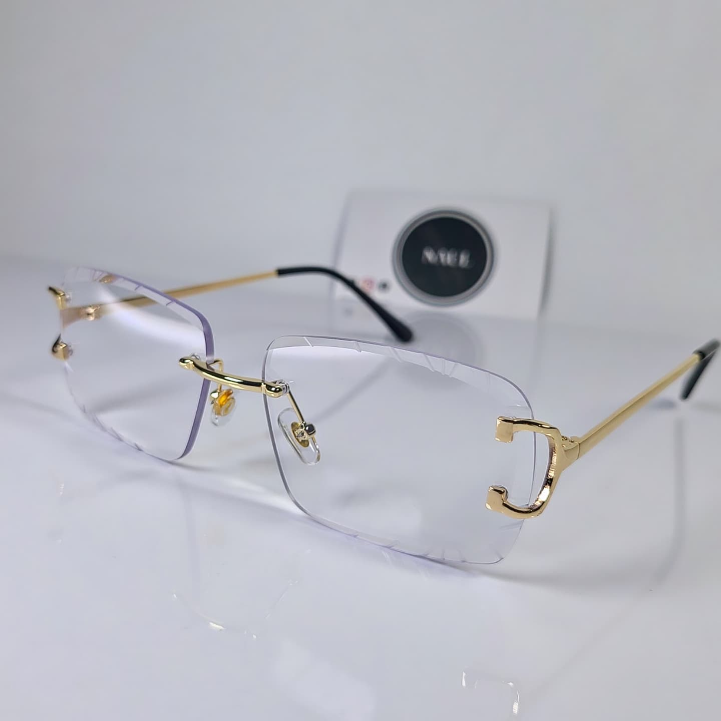 Rimless shades by Naul