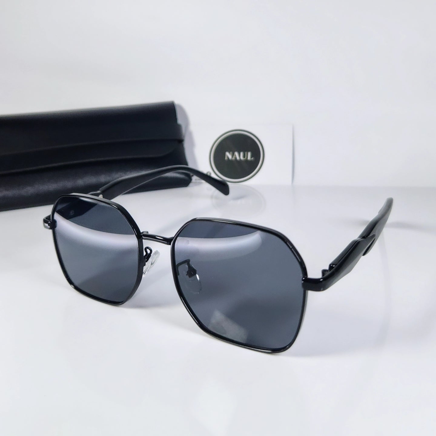 Metallic shades by Naul