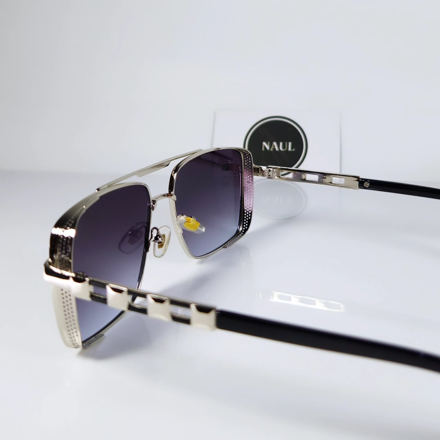 AURA SHADES