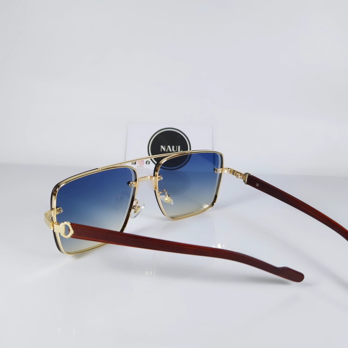 AURA SHADES