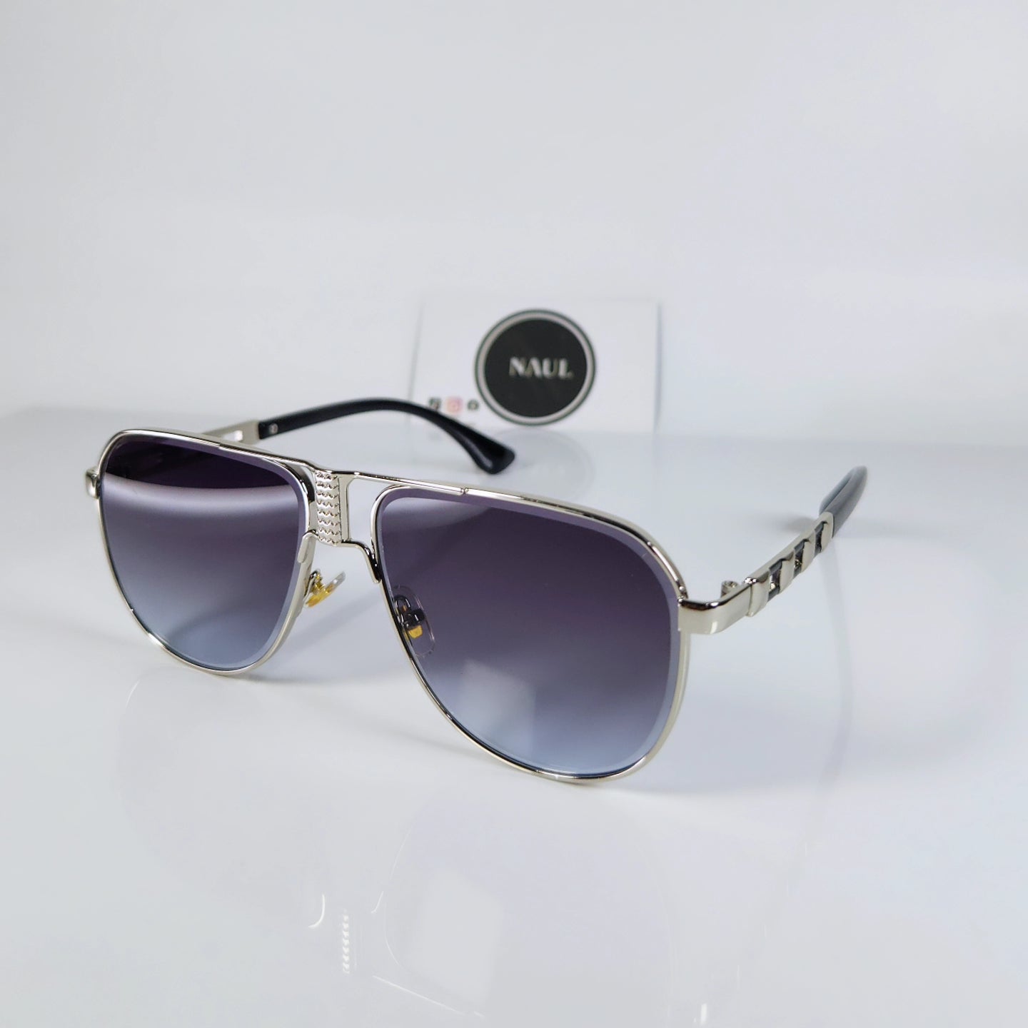 AURA SHADES