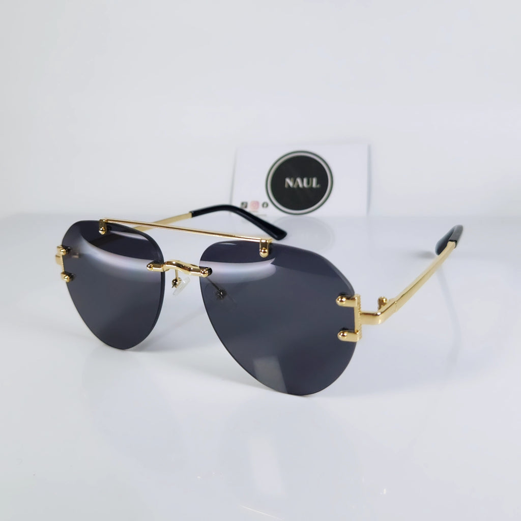 ICONIC SHADES