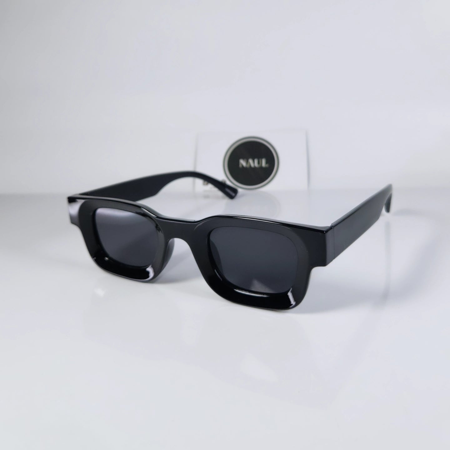 Retro shades by Naul