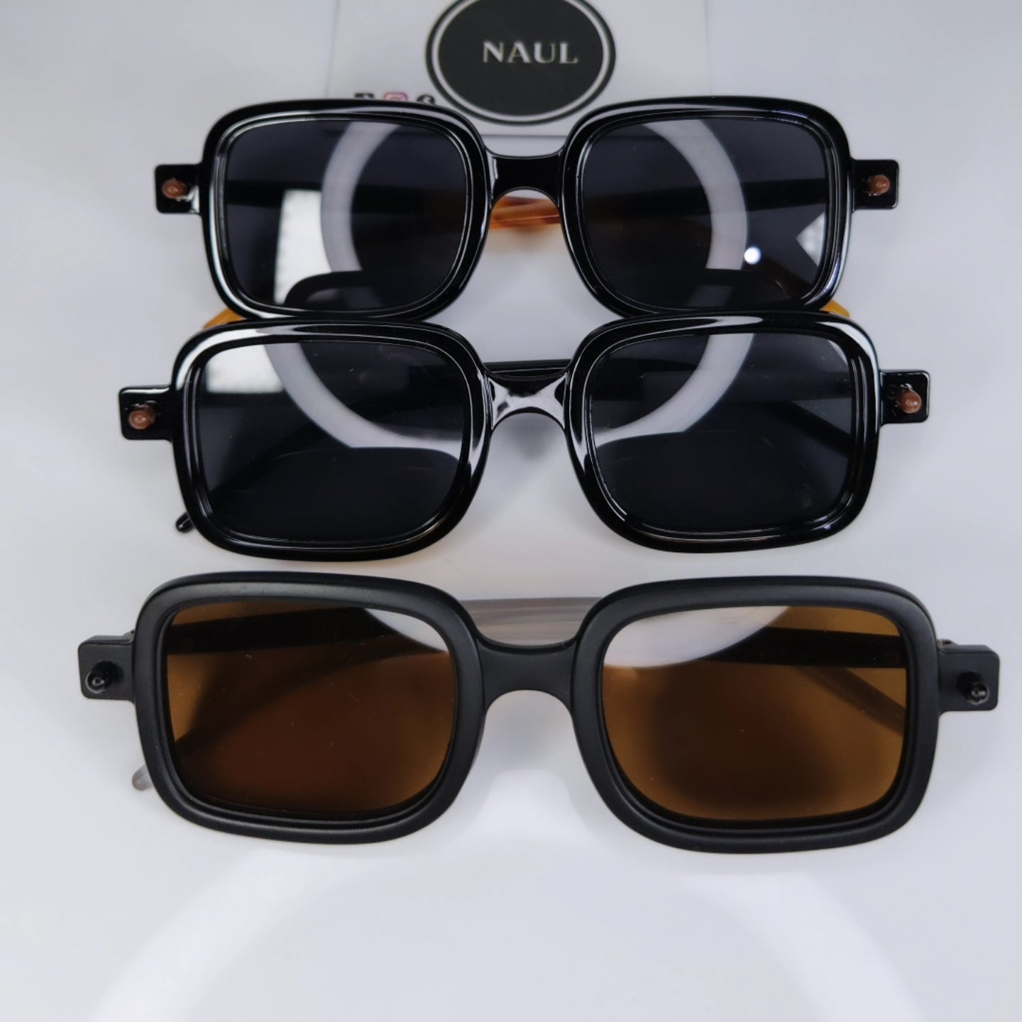 Retro shades by Naul