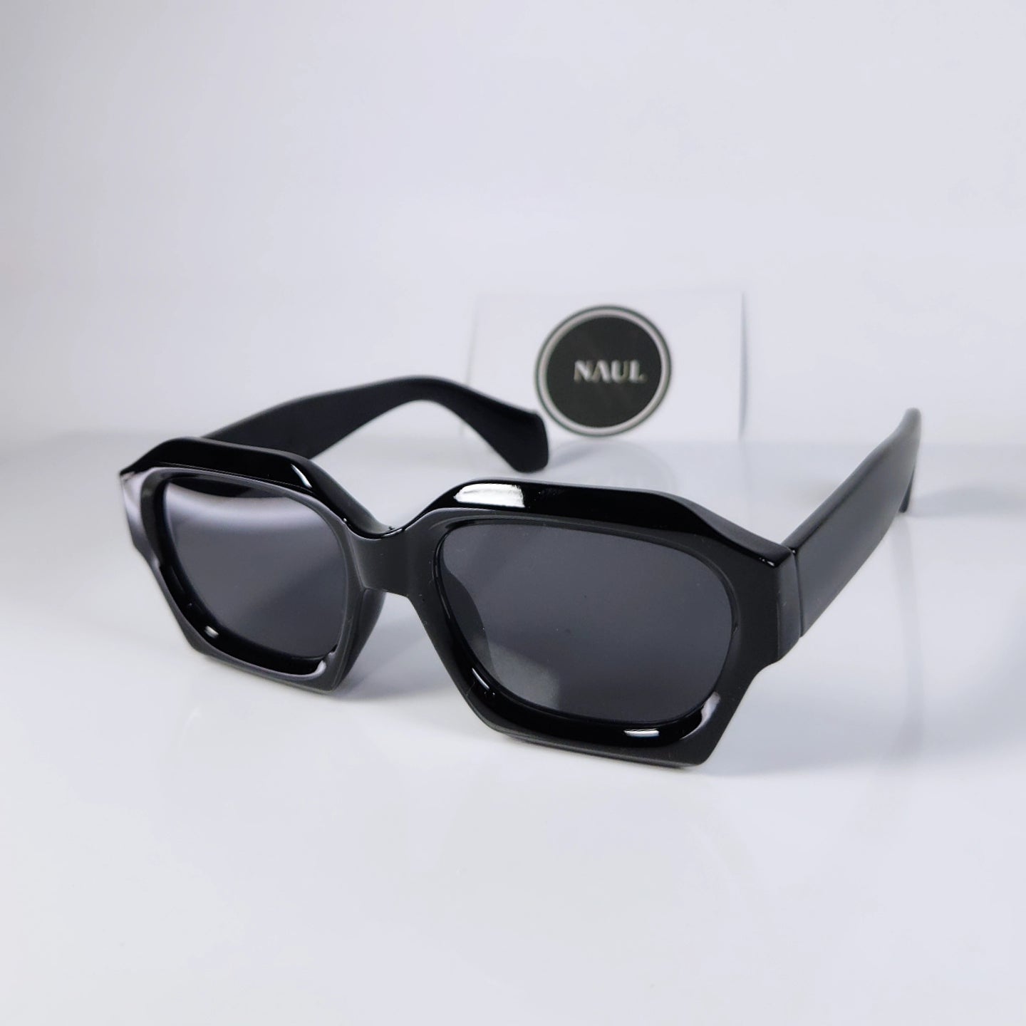 Retro shades by Naul