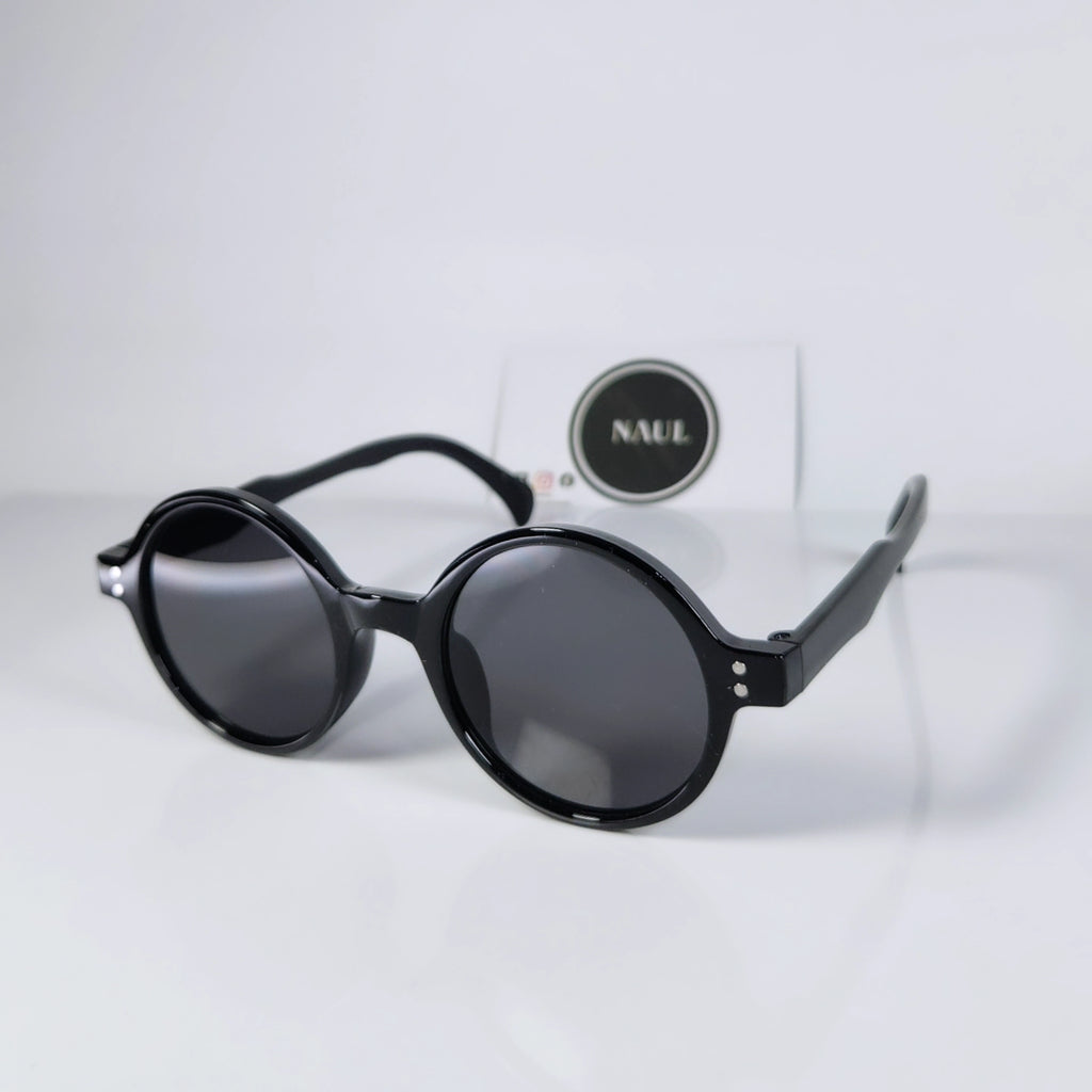 Retro shades by Naul