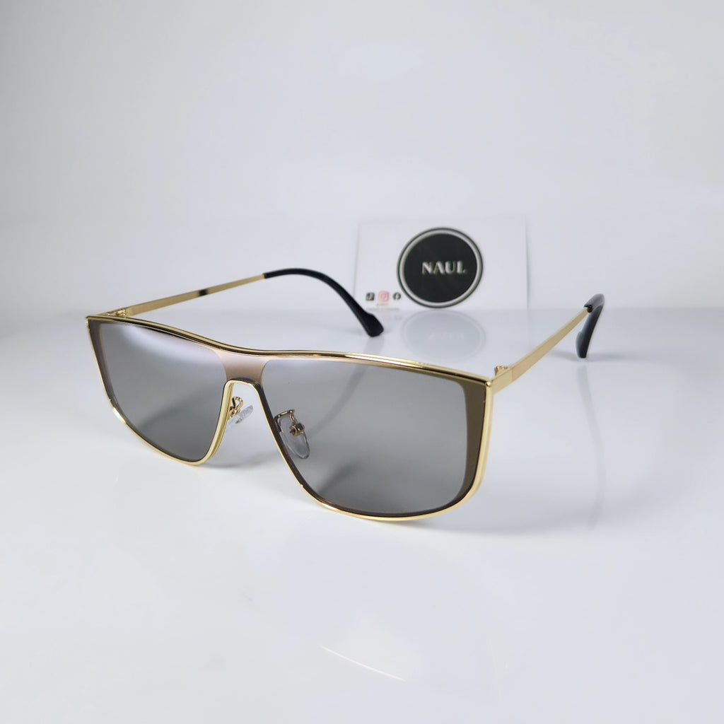 ICONIC SHADES