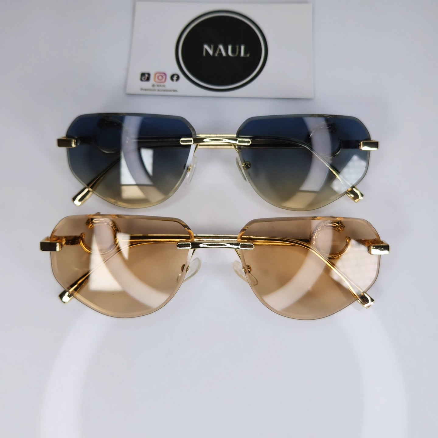 ICONIC SHADES
