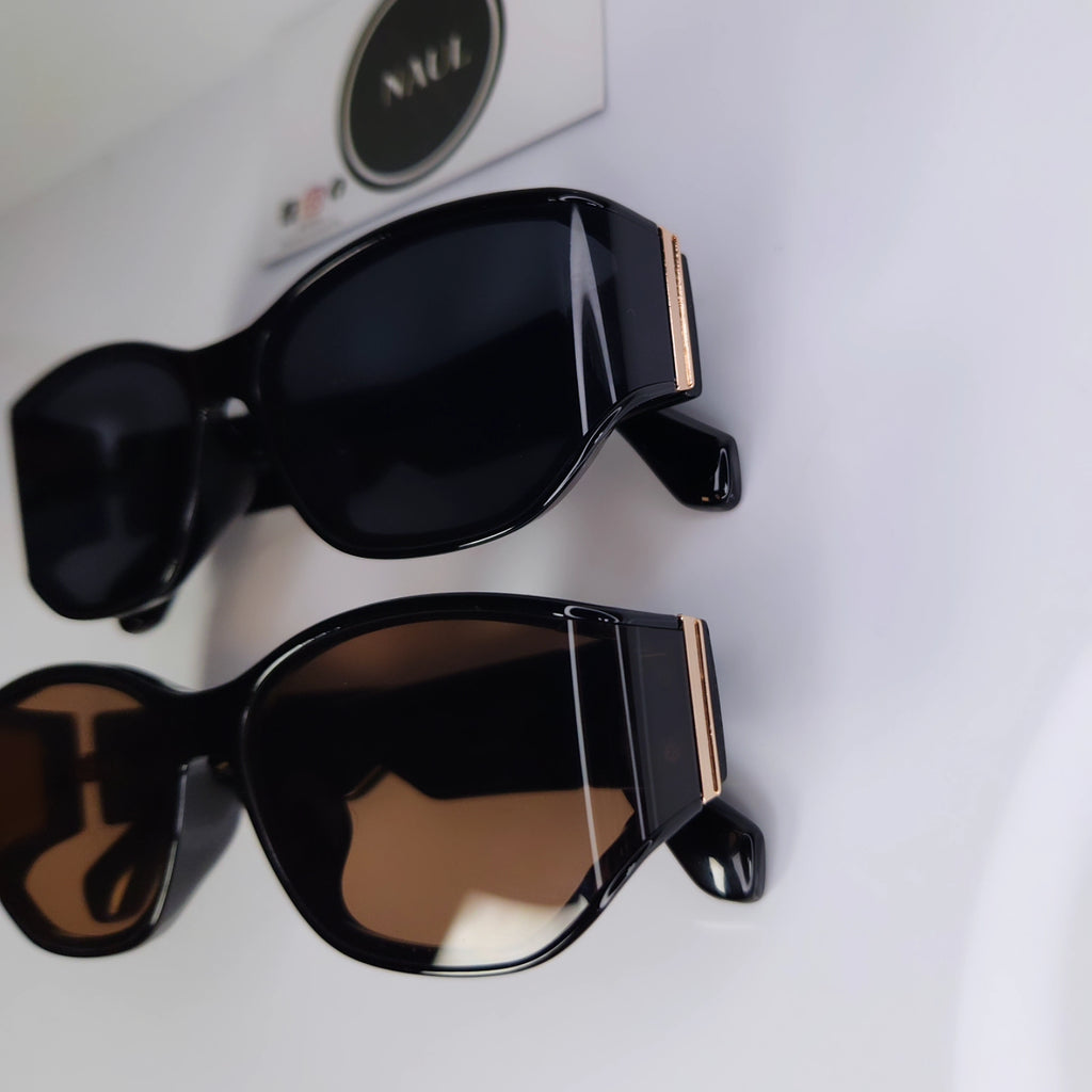 ICONIC SHADES