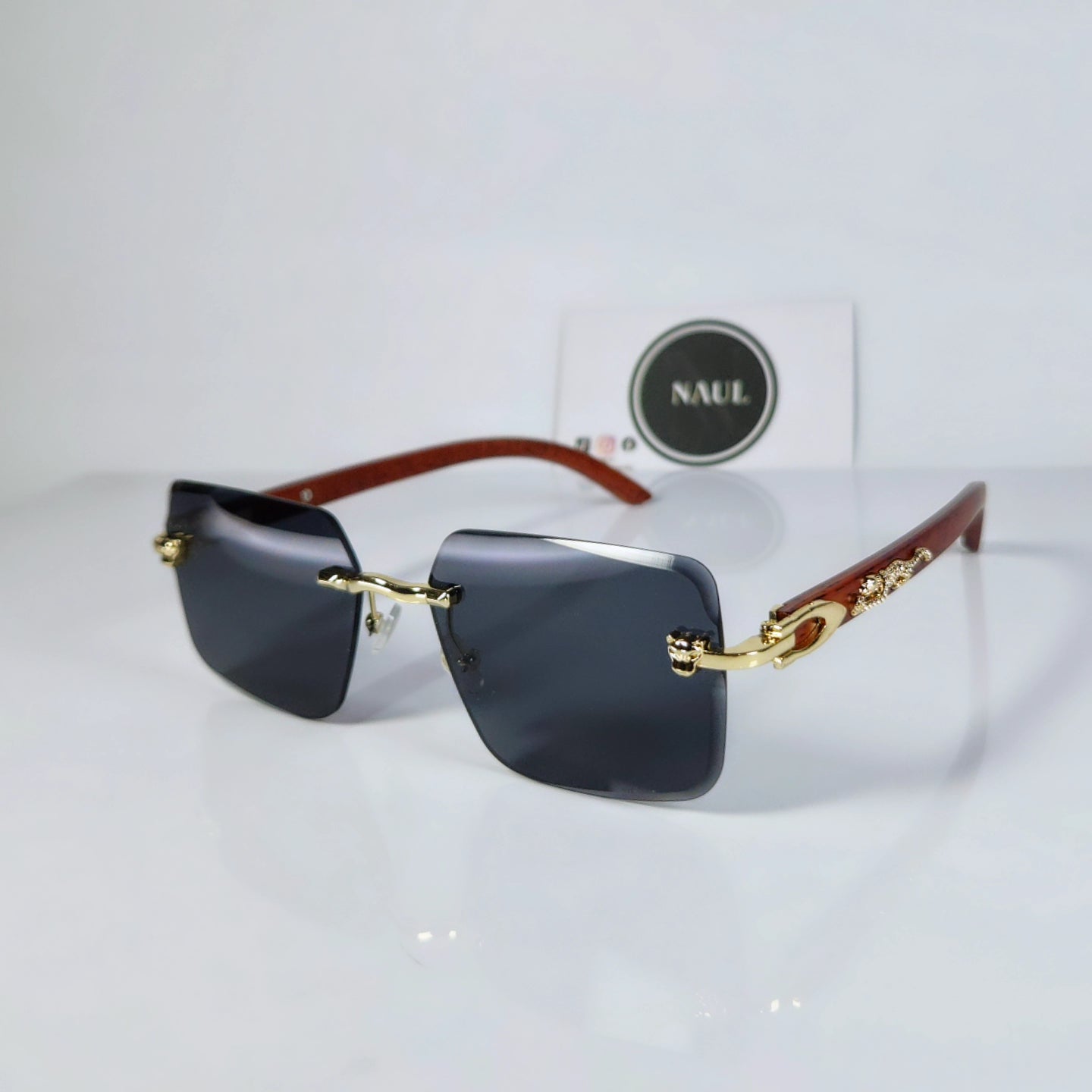 Rimless shades by Naul