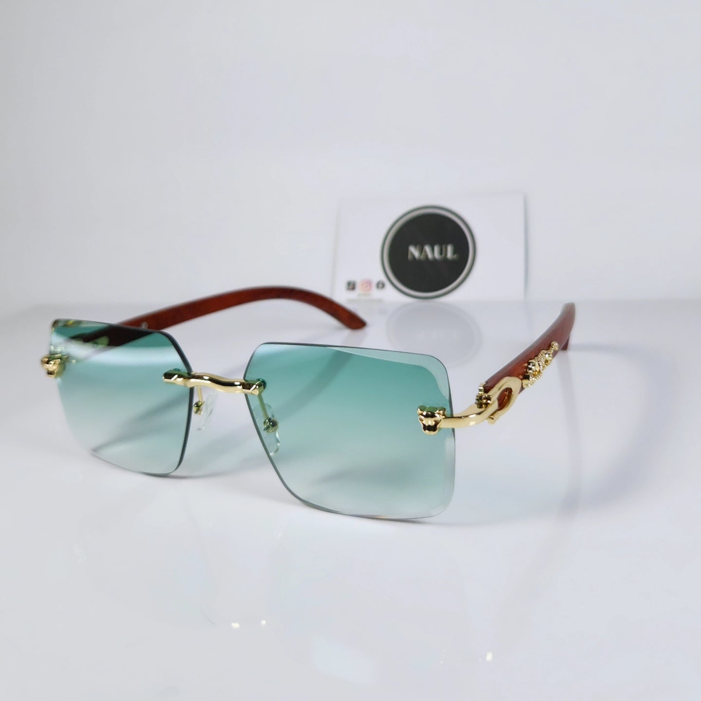 Rimless shades by Naul