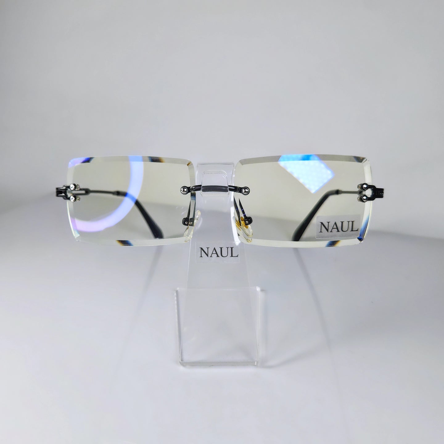 Rimless shades by Naul