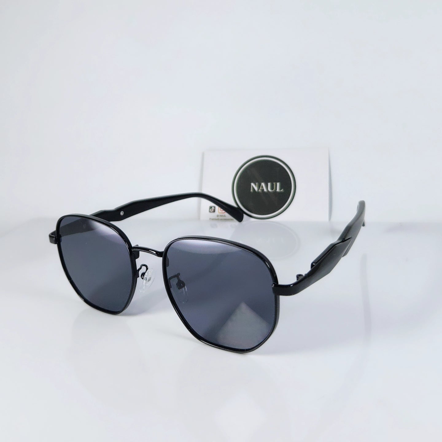 Metallic shades by Naul