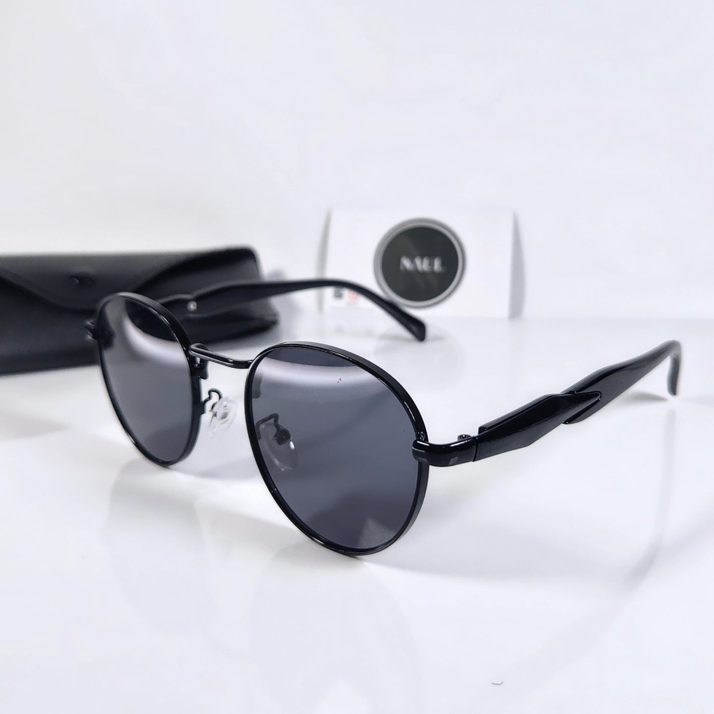 Metallic shades by Naul