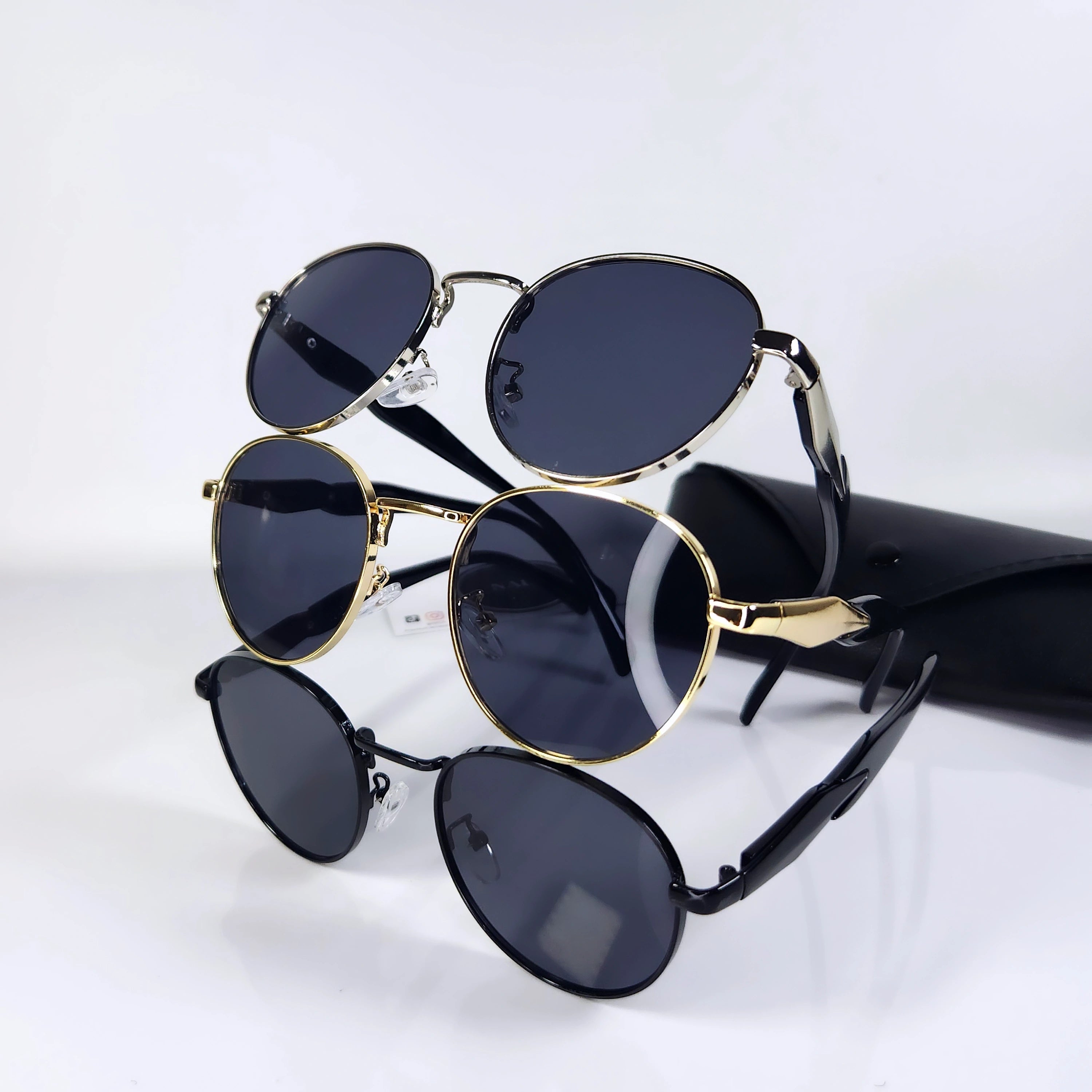 Metallic shades by Naul